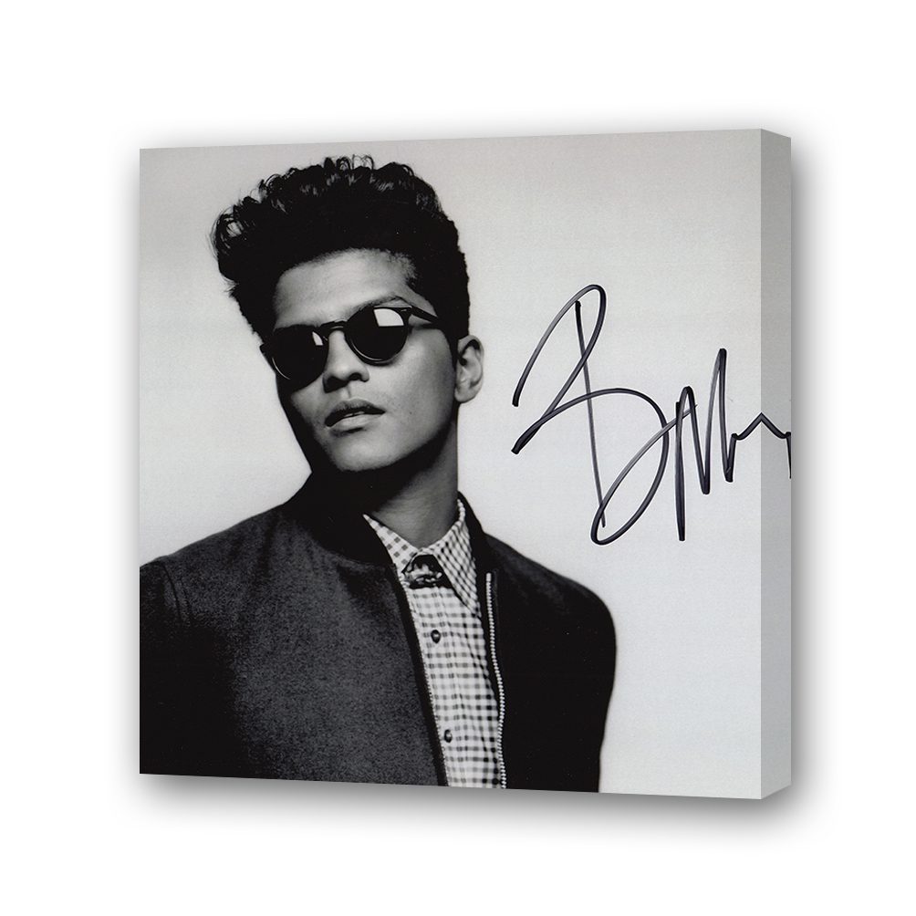 Download Bruno Mars songs for free on Mediafire