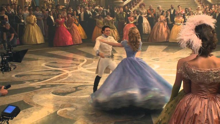 Download the Cast Of 2015 Cinderella movie from Mediafire